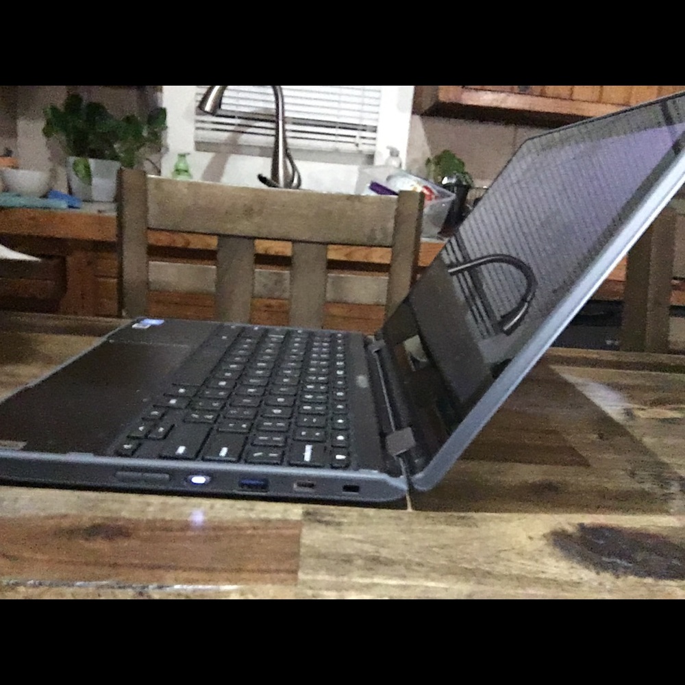 Lenovo 300 e chromebook 2nd gen